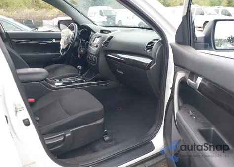 2014 Kia Sorento Lx from USA, damaged, VIN 5XYKTCA69EG442443